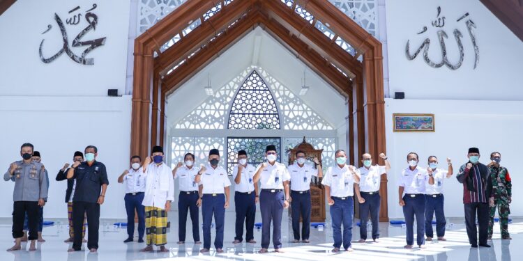 Berikan Manfaat kepada Masyarakat, Direktur Utama KAI Resmikan Masjid Al-fattah di Stasiun Cibatu, Kabupaten Garut