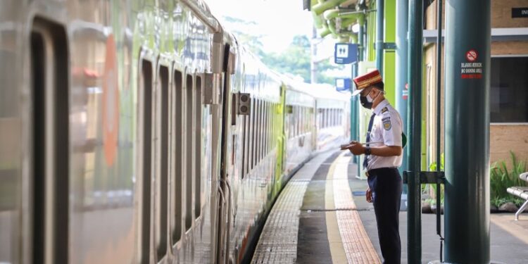 KAI Siap Melayani Orang yang Dikecualikan Pada Masa Peniadaan Mudik