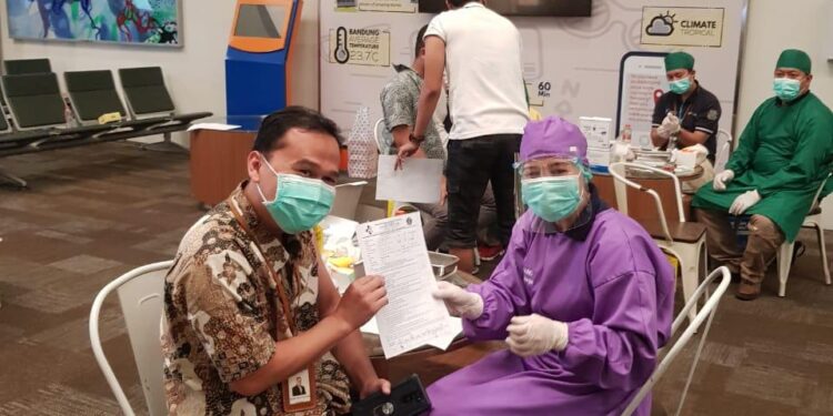 Perkuat Upaya Sektor Penerbangan Lawan COVID-19, Sekitar 16.000 Orang Komunitas Bandara Angkasa Pura II Telah Divaksinasi