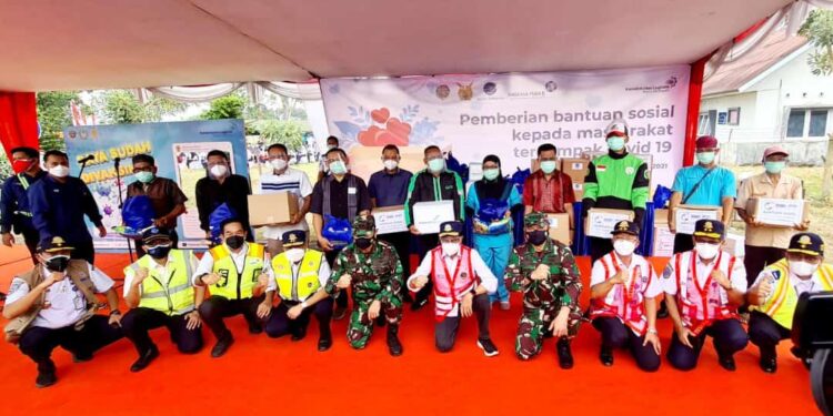 Dukung Penanganan COVID-19, Angkasa Pura II Kirim Langsung 1.000 Paket Multivitamin dan Nutrisi ke Rumah Warga yang Jalani Isolasi Mandiri