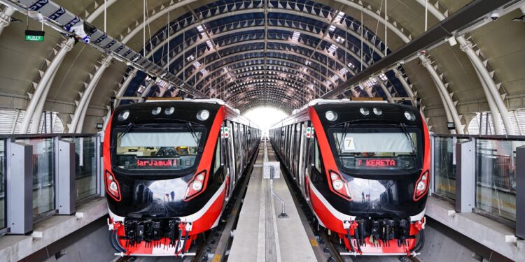 LRT Jabodebek Akan Hadir Menjangkau Masyarakat Melalui 18 Stasiun