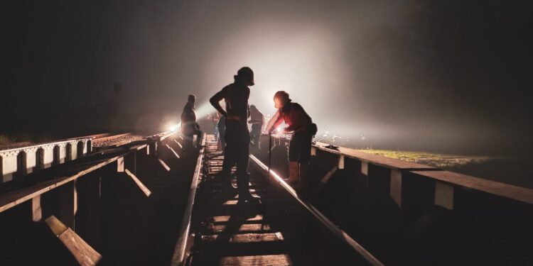 KAI Antisipasi Musim Hujan untuk Keselamatan Perjalanan Kereta Api