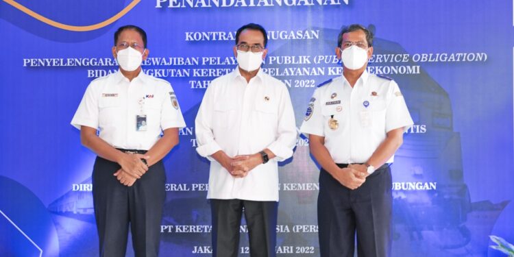 KAI Tandatangani Kontrak PSO KA Ekonomi dan Subsidi KA Perintis Tahun 2022 Senilai Rp3,2 Triliun