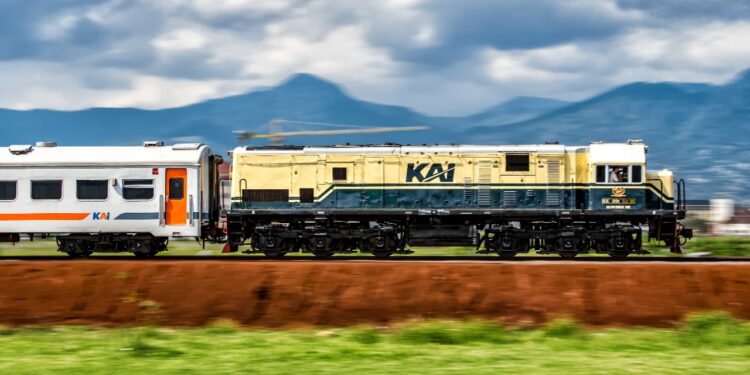 2021, KAI Layani 23 Juta Pelanggan Kereta Api Sesuai Protokol Kesehatan