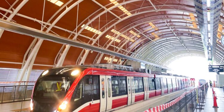 LRT Jabodebek Akan Beroperasi hingga Pukul 23.00 WIB Tiap Hari