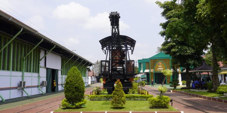 KAI Ajak Masyarakat Lihat Langsung Fasilitas Balai Yasa Kereta Api Melalui Kegiatan Open House