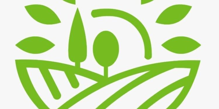 HUT Ke-49, Inhutani I Lakukan Penanam Pohon Ulin Di Taman Mini Indonesia Indah