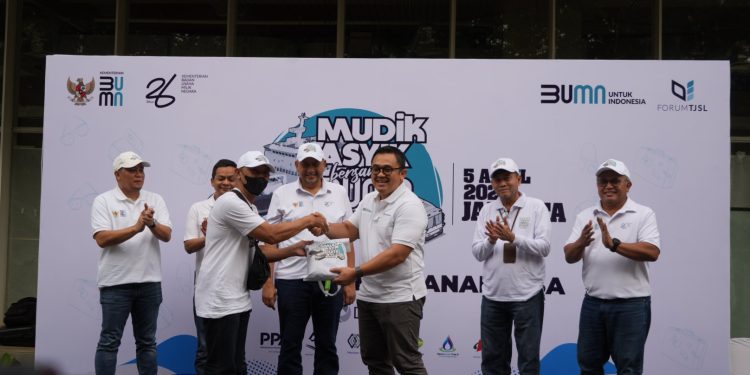 Holding BUMN Danareksa Berangkatkan Lebih dari 1.700 Pemudik dari Enam Kota di Indonesia