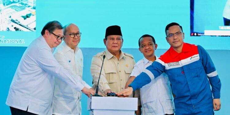 Presiden Prabowo Subianto Lakukan Groundbreaking 13 Proyek Hilirisasi Nasional Tahap II Senilai Rp116 Triliun